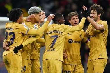 Đánh bại Atletico, Barcelona vững ngôi đầu bảng La Liga