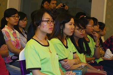 Người trẻ học cách "nuôi dưỡng" trách nhiệm xã hội