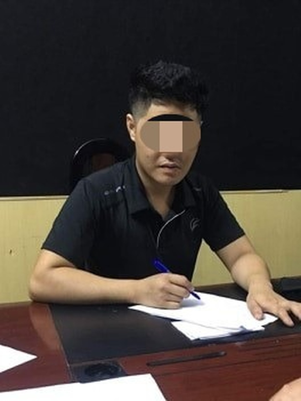 Bắt nghi phạm đoạt mạng nữ sinh 15 tuổi tại nhà riêng - 2 Bắt nghi phạm đoạt mạng nữ sinh 15 tuổi tại nhà riêng - 2
