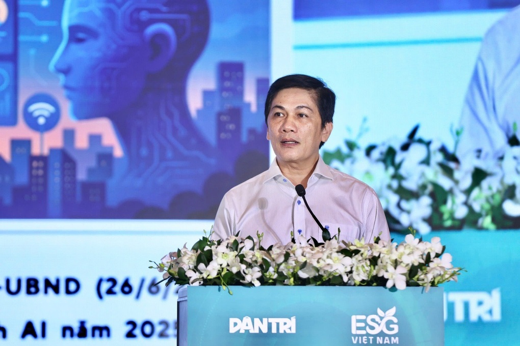 مدينة هوشي منه تحدد الذكاء الاصطناعي كقوة دافعة رائدة - 1 TPHCM xác định trí tuệ nhân tạo là động lực đột phá - 1