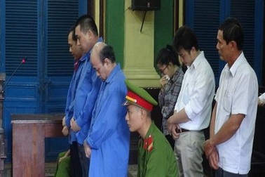 Giả danh cán bộ an ninh đi lừa đảo