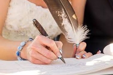 "Cứ đẻ rồi làm tiệc cưới, vội gì!"