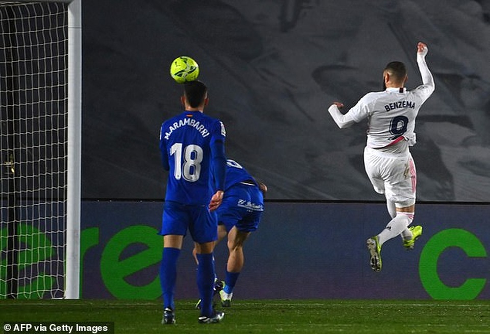 Đánh bại Getafe, Real Madrid chỉ còn kém Atletico 5 điểm - 1 Đánh bại Getafe, Real Madrid chỉ còn kém Atletico 5 điểm - 1