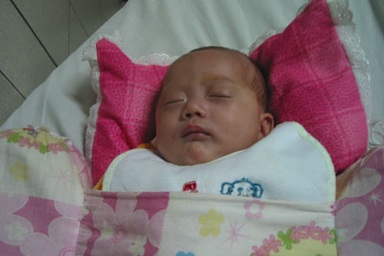 Kỳ tích cứu sống bé sinh non 700gram