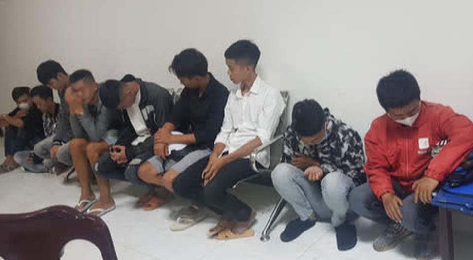 Công an đón lõng, tóm gọn đoàn quái xế từ 4 tỉnh thành về Đồng Nai đua xe - 1 Công an đón lõng, tóm gọn đoàn quái xế từ 4 tỉnh thành về Đồng Nai đua xe - 1