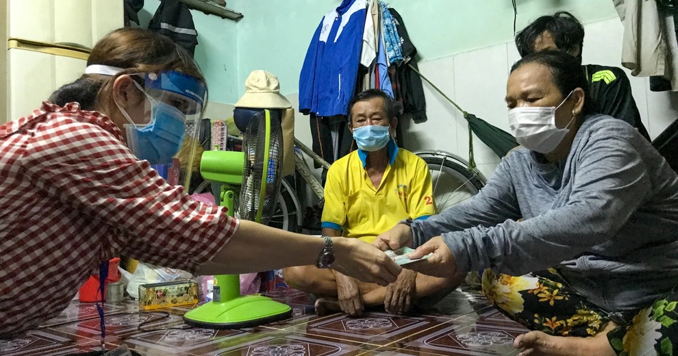 TPHCM dự chi 10.000 tỷ đồng hỗ trợ đợt 3, không phân biệt tạm trú, lưu trú - 3 TPHCM dự chi 10.000 tỷ đồng hỗ trợ đợt 3, không phân biệt tạm trú, lưu trú - 3