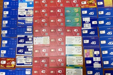 Hàng loạt cửa hàng điện thoại ở TPHCM bán sim rác bị xử phạt