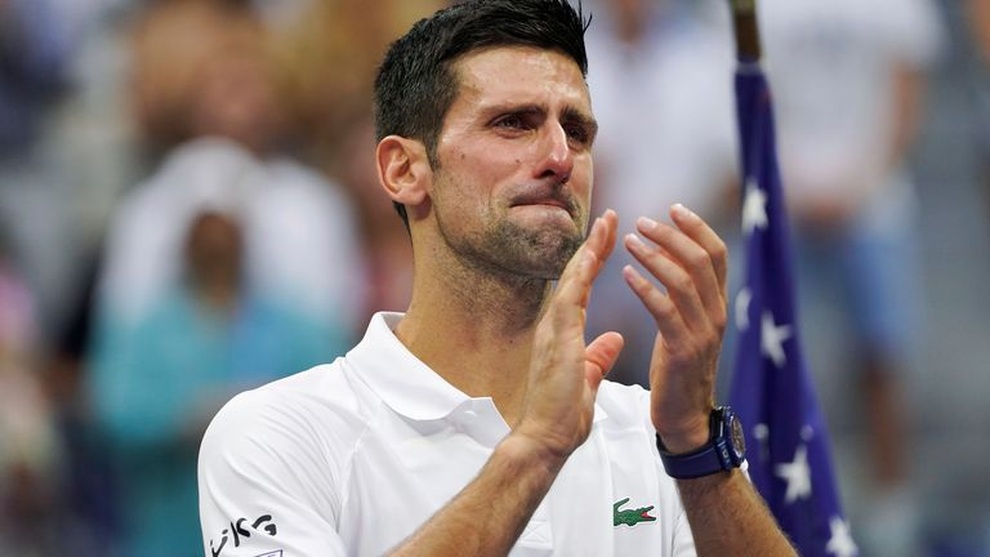 Áp lực phải lập kỷ lục khiến Djokovic thất bại trước Medvedev - 2 Áp lực phải lập kỷ lục khiến Djokovic thất bại trước Medvedev - 2