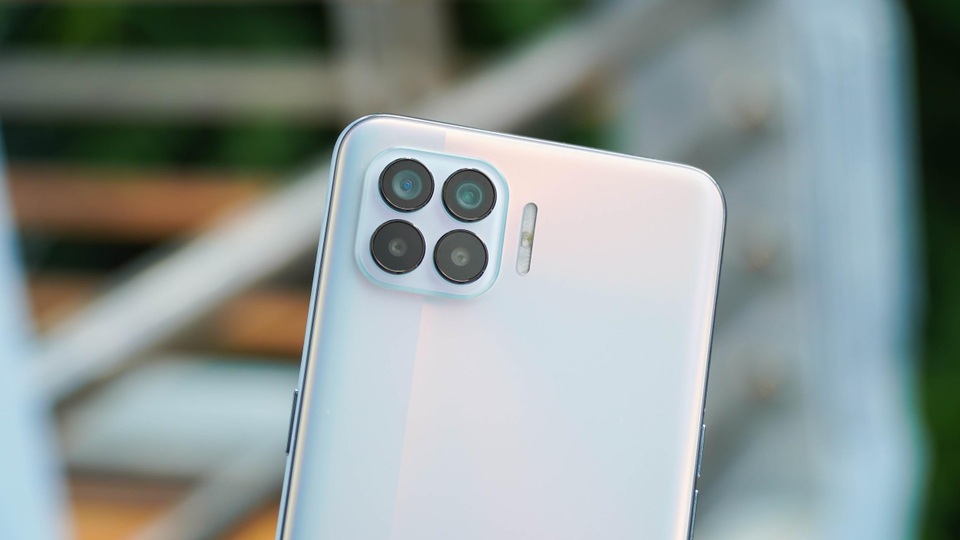 Đánh giá Oppo A93: Thiết kế mỏng, không dành cho người thích chơi game - 4 Đánh giá Oppo A93: Thiết kế mỏng, không dành cho người thích chơi game - 4