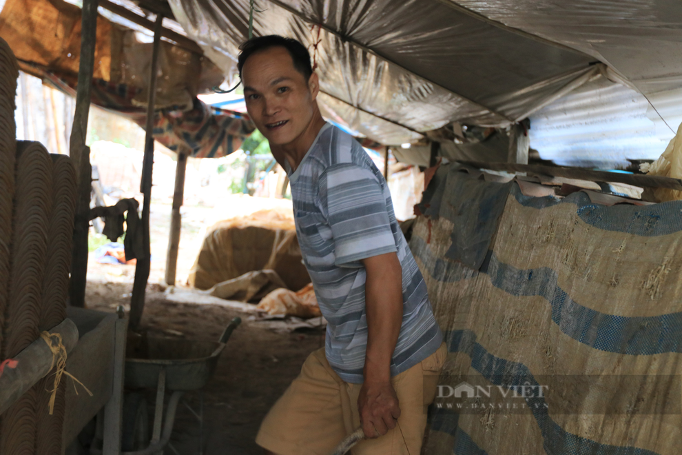 Chuyện tai nghe mắt thấy ở làng trăm năm thái đất tìm sỏi, đóng ra thứ ngói âm dương mĩ miều - 3 Chuyện tai nghe mắt thấy ở làng trăm năm thái đất tìm sỏi, đóng ra thứ ngói âm dương mĩ miều - 3