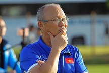 Giữ chân HLV Park Hang Seo: Tưởng dễ mà… khó