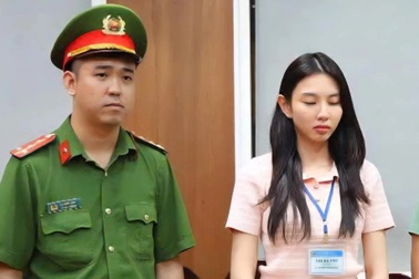 Hoa hậu Nguyễn Thúc Thùy Tiên bị khởi tố