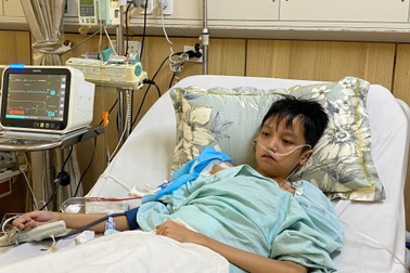 Người đàn ông góa vợ: “Tôi đã mất 2 con, xin giúp giữ lại cháu Khoa!”