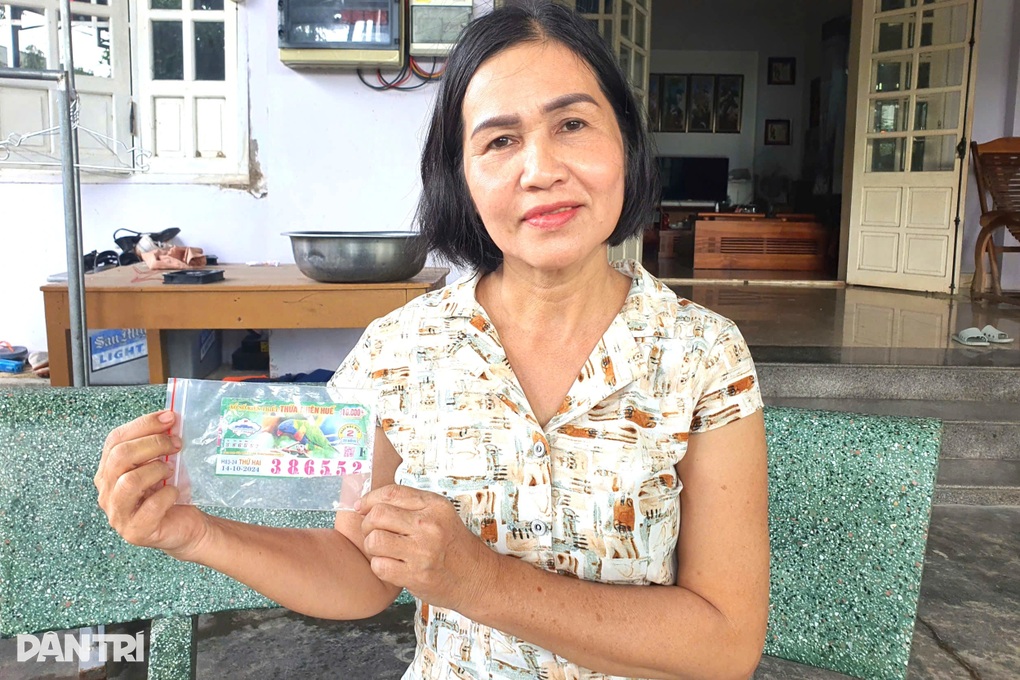 Vụ vé số trúng 2 tỷ đồng bị từ chối trả thưởng: Tòa yêu cầu bổ sung hồ sơ - 1 Vụ vé số trúng 2 tỷ đồng bị từ chối trả thưởng: Tòa yêu cầu bổ sung hồ sơ - 1