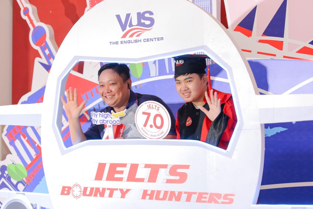 VUS vinh danh 88 học viên đạt IELTS trên 7.0 - 2 VUS vinh danh 88 học viên đạt IELTS trên 7.0 - 2