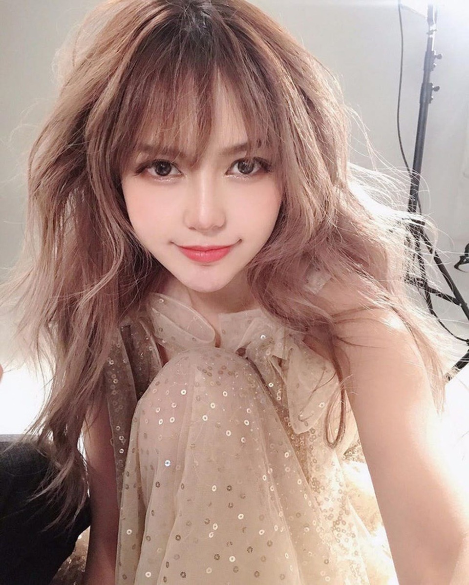 Nhan sắc nóng bỏng và gia thế “khủng” của bạn gái cũ La Chí Tường - 10 Nhan sắc nóng bỏng và gia thế “khủng” của bạn gái cũ La Chí Tường - 10