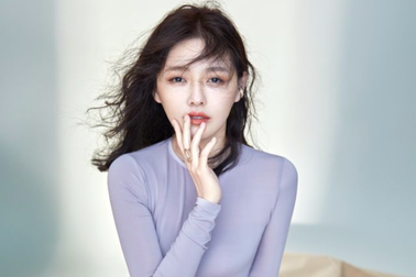 Chị em Từ Hy Viên khởi kiện nam diễn viên tung tin dùng chất cấm