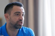 Xavi tự ứng cử làm HLV trưởng Barcelona
