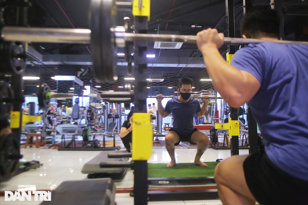 Nhiều phòng gym ở Hà Nội rón rén mở cửa, hạn chế nhận học viên mới - 11 Nhiều phòng gym ở Hà Nội rón rén mở cửa, hạn chế nhận học viên mới - 11
