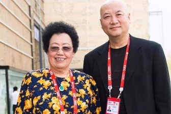Sao “Tây du ký” thừa kế 4 tỷ USD từ vợ, vẫn livestream bán hàng mỗi ngày