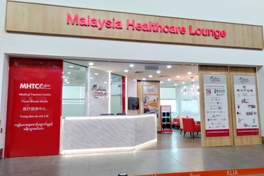 Không đơn thuần là Chữa bệnh – Cứu người