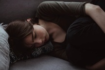 Yêu xa gần 10 năm, khi quay về người yêu đề nghị "chia tay để anh lấy vợ"