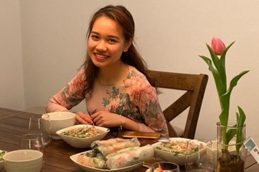 Tết Việt trên đất Mỹ: Áo dài quê hương ở xứ sở thần tiên…