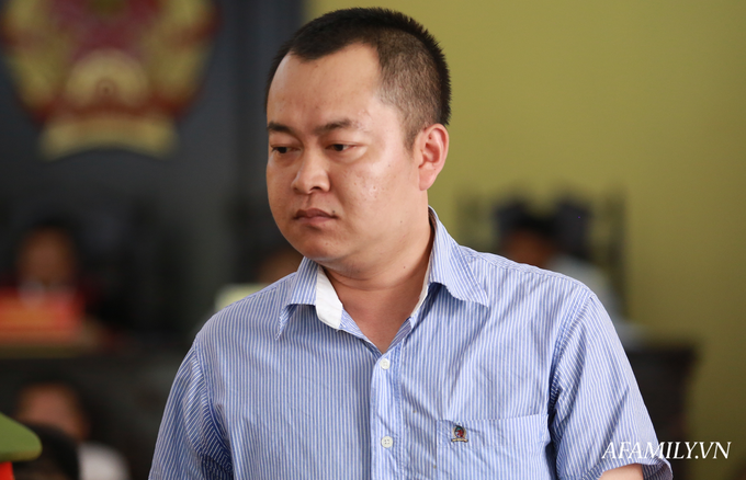 Xét xử gian lận điểm thi ở Sơn La: Các bị cáo đồng loạt xin giảm nhẹ hình phạt, ăn năn về hành vi phạm tội vì "thương con, muốn con được học hành đến nơi, đến chốn" - Ảnh 5. Xét xử gian lận điểm thi ở Sơn La: Các bị cáo đồng loạt xin giảm nhẹ hình phạt, ăn năn về hành vi phạm tội vì "thương con, muốn con được học hành đến nơi, đến chốn" - Ảnh 5.