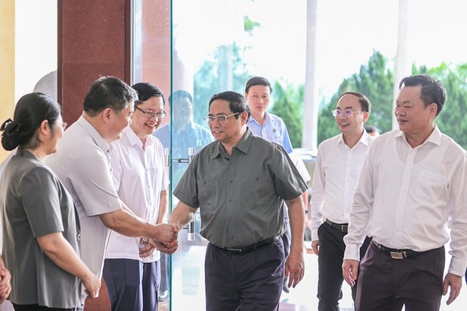 Thủ tướng Phạm Minh Chính làm việc với Ban Thường vụ Tỉnh ủy Bắc Kạn sáng 16/7 - Ảnh: VGP/Nhật Bắc

