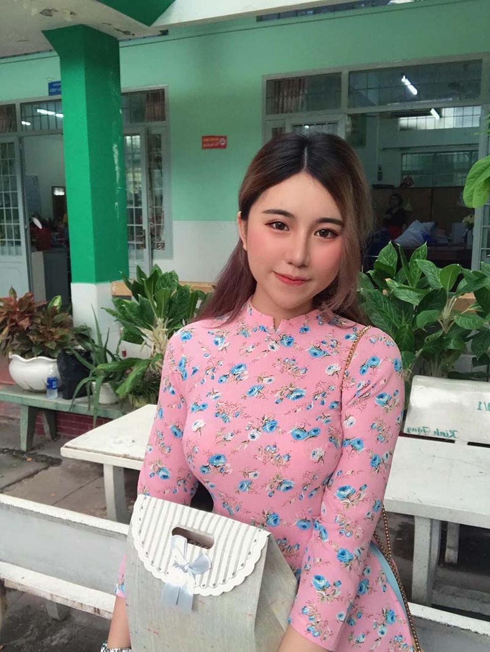 Thiếu nữ Sài thành sở hữu nhan sắc xinh đẹp, đôi mắt tròn cuốn hút - 4 Thiếu nữ Sài thành sở hữu nhan sắc xinh đẹp, đôi mắt tròn cuốn hút - 4