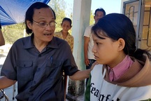 Nghị lực của nữ sinh đội tang cha và bà để vượt qua kỳ thi THPT quốc gia