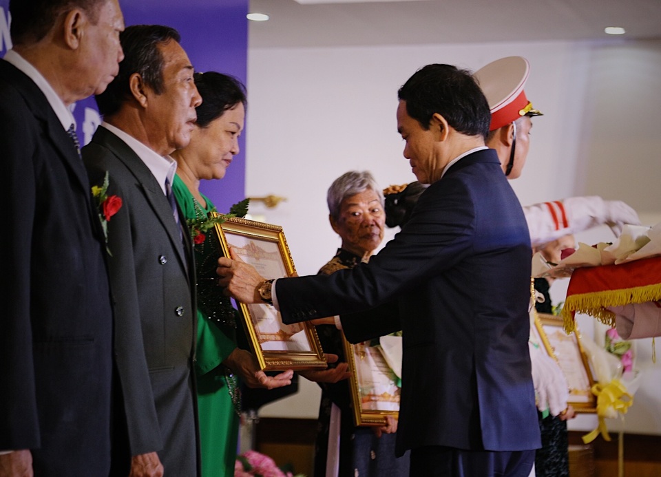 TPHCM: Truy tặng 41 danh hiệu Bà mẹ Việt Nam anh hùng - 6 TPHCM: Truy tặng 41 danh hiệu Bà mẹ Việt Nam anh hùng - 6