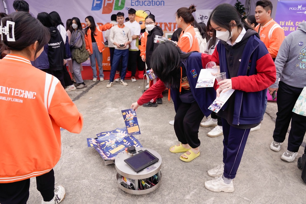 Dấu ấn của FPT Polytechnic trong ngày hội giáo dục nghề nghiệp Thủ đô - 3 Dấu ấn của FPT Polytechnic trong ngày hội giáo dục nghề nghiệp Thủ đô - 3