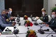 Bộ trưởng Quốc phòng Mỹ - Trung lần đầu gặp trực tiếp