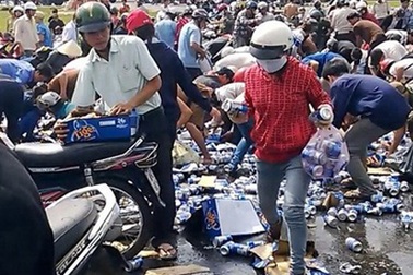 Câu chuyện cuối năm: Tại sao chúng ta vô cảm?