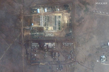 Ảnh vệ tinh cho thấy Nga có thể tăng hiện diện quân sự quanh Ukraine