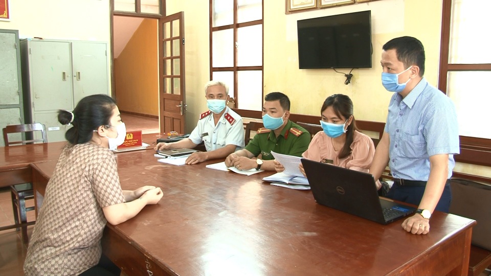 Đăng tin lịch trình của F1 sai mục đích cô gái bị phạt 5 triệu đồng - 1 Đăng tin lịch trình của F1 sai mục đích cô gái bị phạt 5 triệu đồng - 1