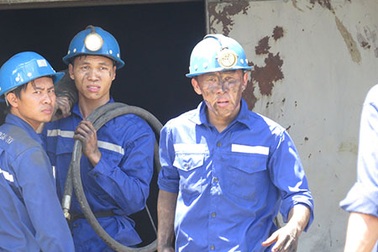 Chạy đua với tử thần, cứu nạn nhân mất tích trong vụ bục nước lò than