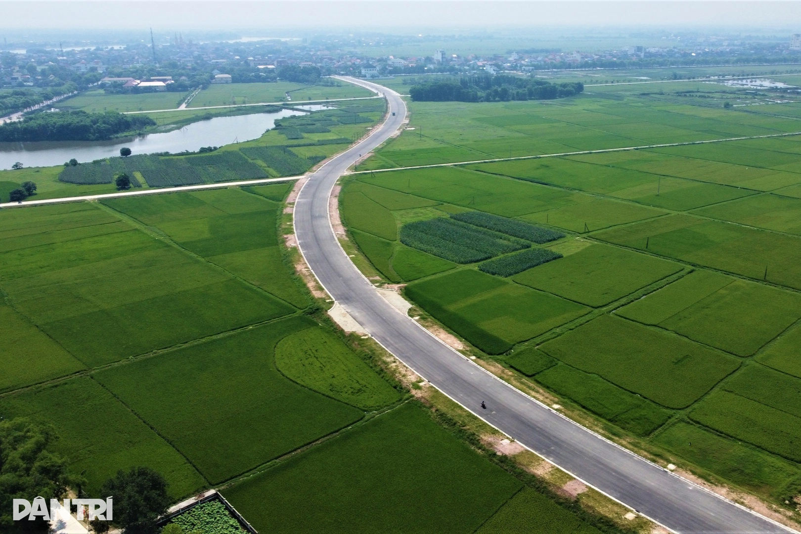View - Quê hương cố Tổng Bí thư Trần Phú - "Về làng quê ngỡ như phố" | Báo Dân trí