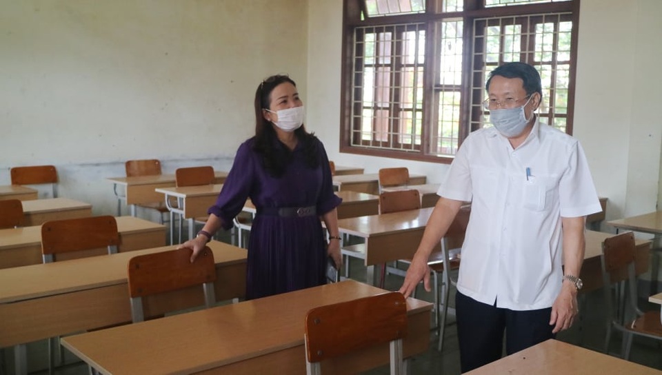 Khử trùng điểm thi tốt nghiệp THPT, thực hiện tốt việc giãn cách thí sinh - 1