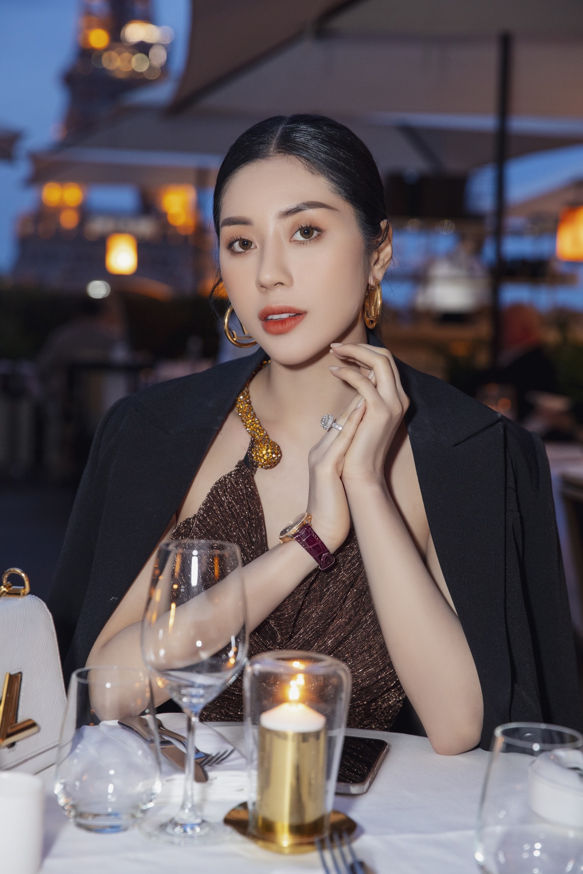 Hoa hậu Tô Diệp Hà: Người đẹp phải nỗ lực để không bị vướng định kiến - 6 Hoa hậu Tô Diệp Hà: Người đẹp phải nỗ lực để không bị vướng định kiến - 6