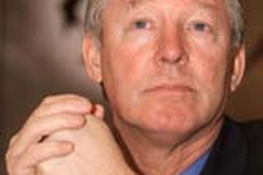 "Glazer muốn HLV Ferguson ở lại MU"