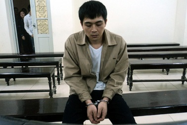 Hà Nội: Bị đánh khi đi đòi nợ, dùng kéo đâm chết người