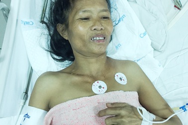 Cứu bệnh nhân bị u xơ tử cung lớn kèm suy tim nặng