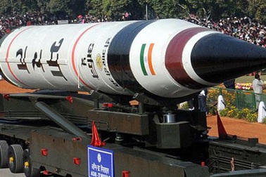 Agni-5 Ấn Độ chụp “vòng kim cô” trên đầu Trung Quốc