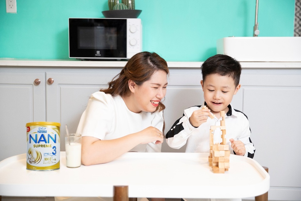 Mẹ yên tâm với công thức sữa đột phá giúp con tăng đề kháng - 2 Mẹ yên tâm với công thức sữa đột phá giúp con tăng đề kháng - 2