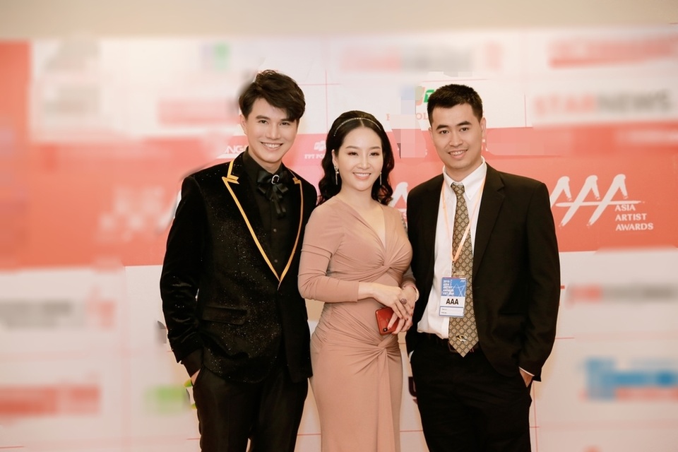 Sự kiện tại Mỹ Đình không phiên dịch tiếng Việt: MC buồn bã, BTC “thấy bị sỉ nhục” - 3 Sự kiện tại Mỹ Đình không phiên dịch tiếng Việt: MC buồn bã, BTC “thấy bị sỉ nhục” - 3