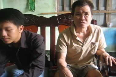 Nỗ lực đi đến ước mơ trở thành bác sĩ của chàng trai mồ côi mẹ (1)