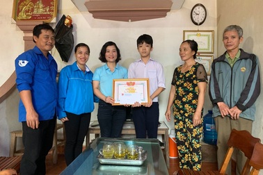 Nam sinh lớp 9 kịp thời cứu sống 2 bạn bị đuối nước