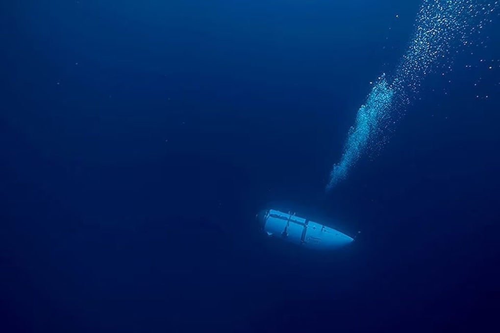 Cha con tỷ phú Mỹ thoát chết phút chót nhờ hủy vé thám hiểm xác tàu Titanic - 3 Cha con tỷ phú Mỹ thoát chết phút chót nhờ hủy vé thám hiểm xác tàu Titanic - 3